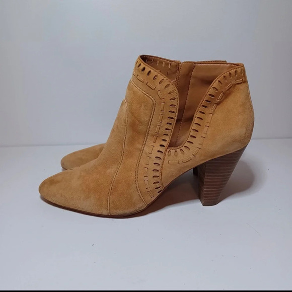 Vince Camuto Brown Suede Heeled Leather Zip Ankle Booties Size W 11M (148 Box 18 - Picture 1 of 11